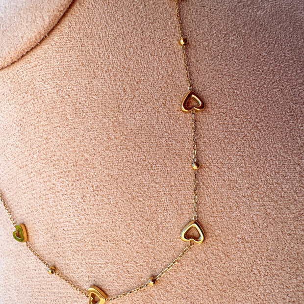 Mini Heart Silhouette Pattern Necklace