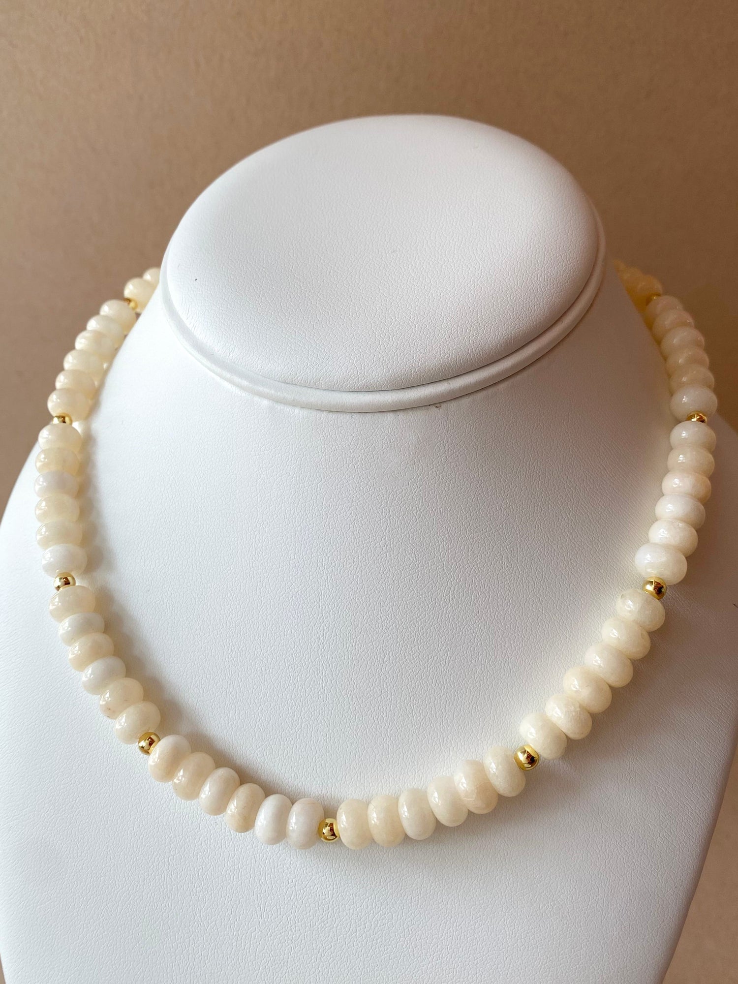 White Morganita Beads Necklace