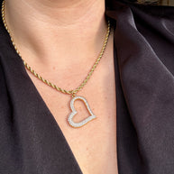 Shiny Zirconia Heart Silhouette Necklace