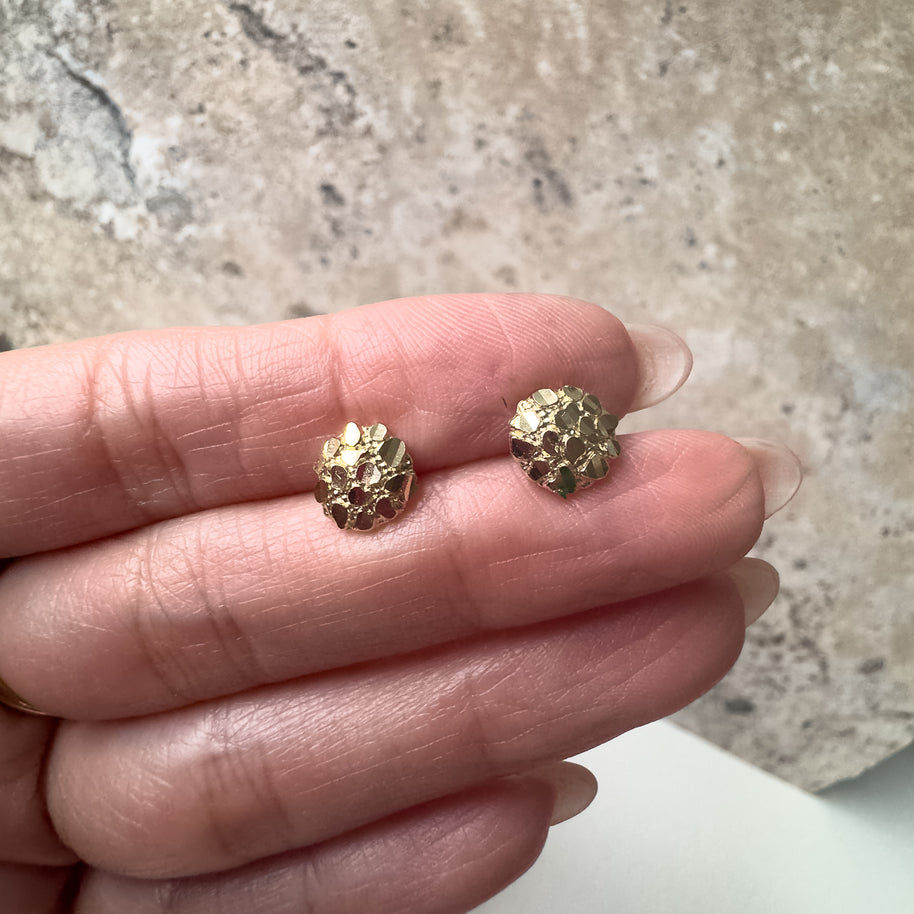 Nugget Style 10K Solid Italy Gold Earrings