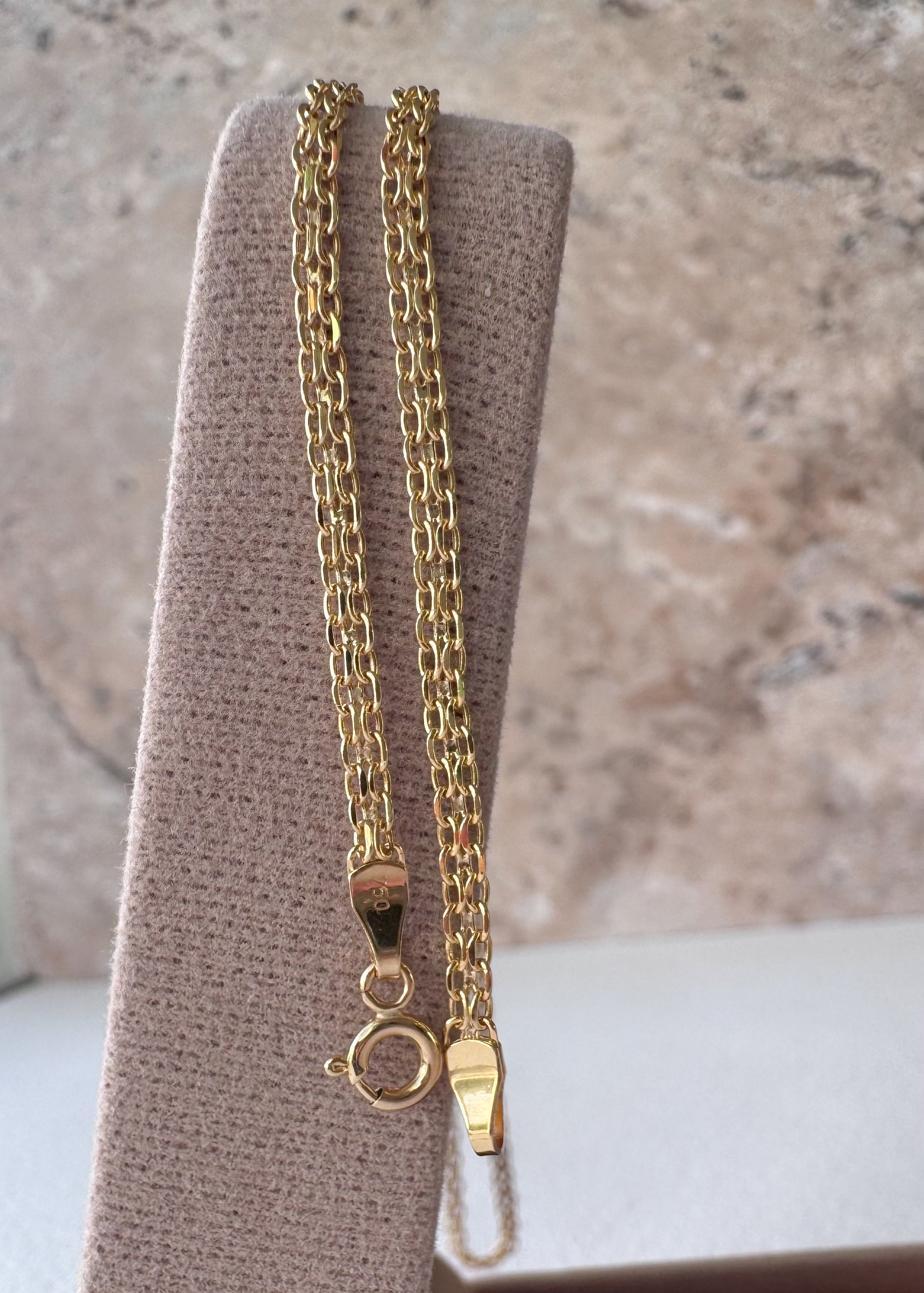 Bismark Chinese Fabric 18k Solid Gold Necklace