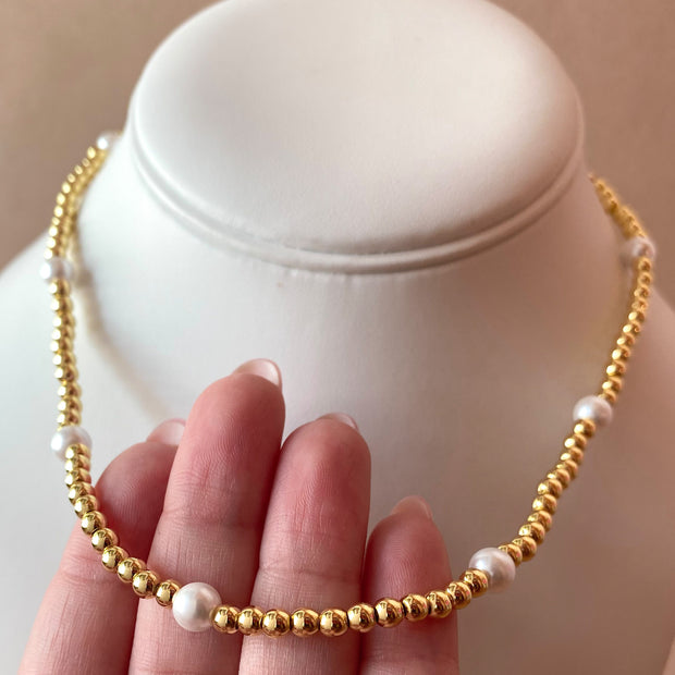 Little Balls and Pearls Pattern Necklace