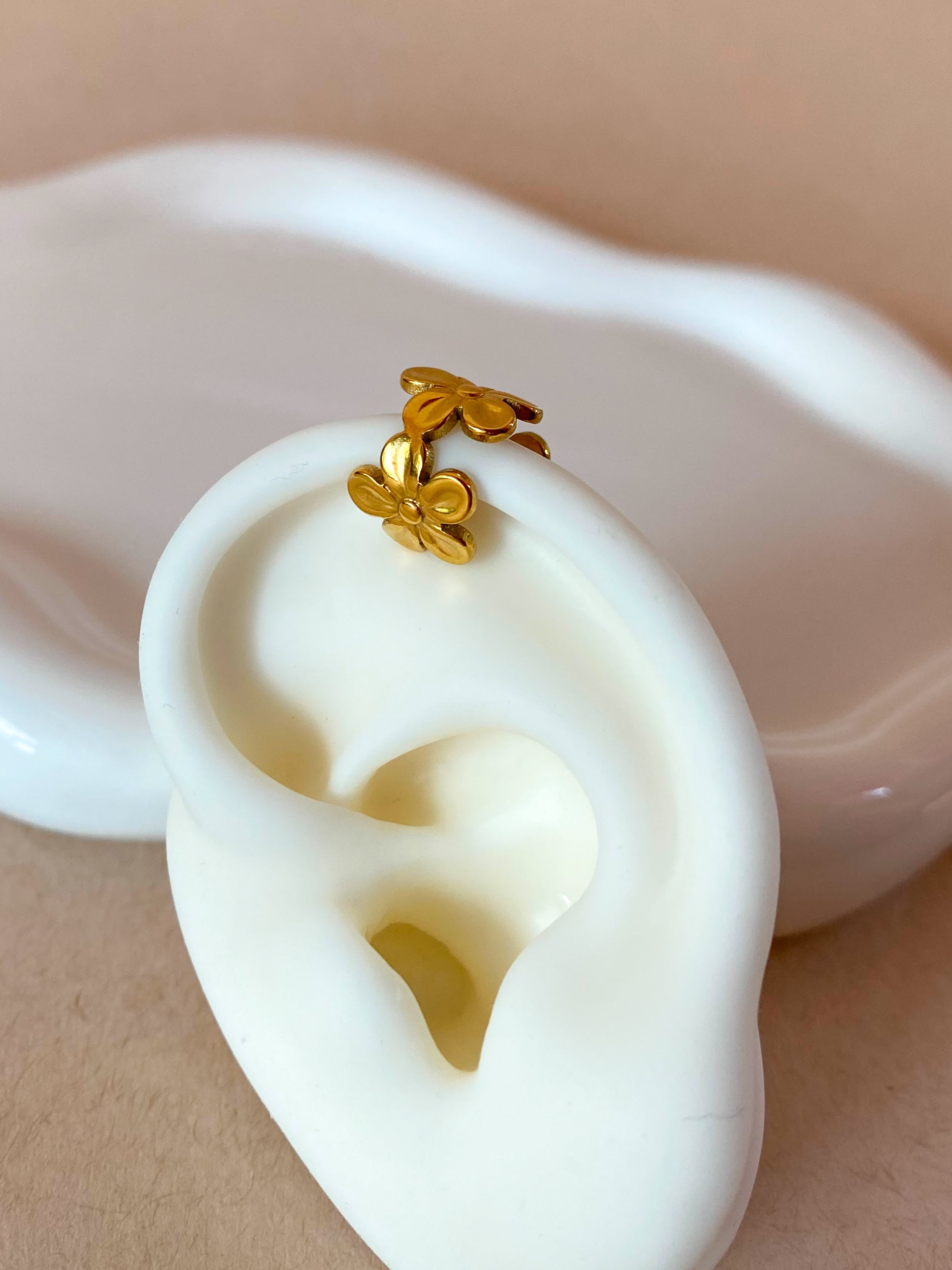 Flowers Shape Steel Style Ear Cuff