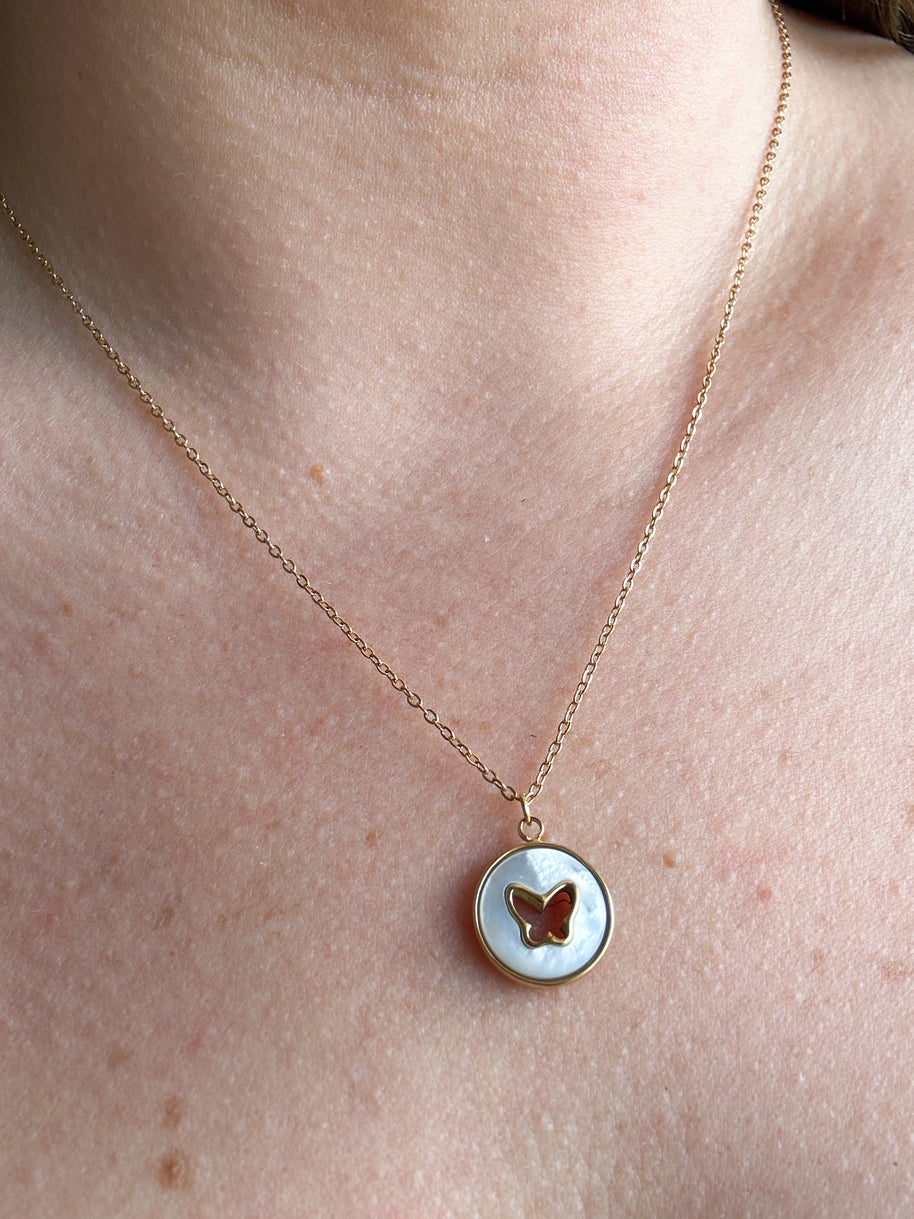 Mother of Pearl butterfly 🦋 Necklace