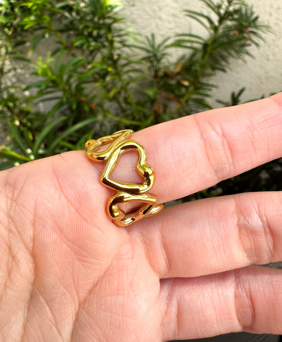 Stainless Steel Ring Golden Heart Pattern.