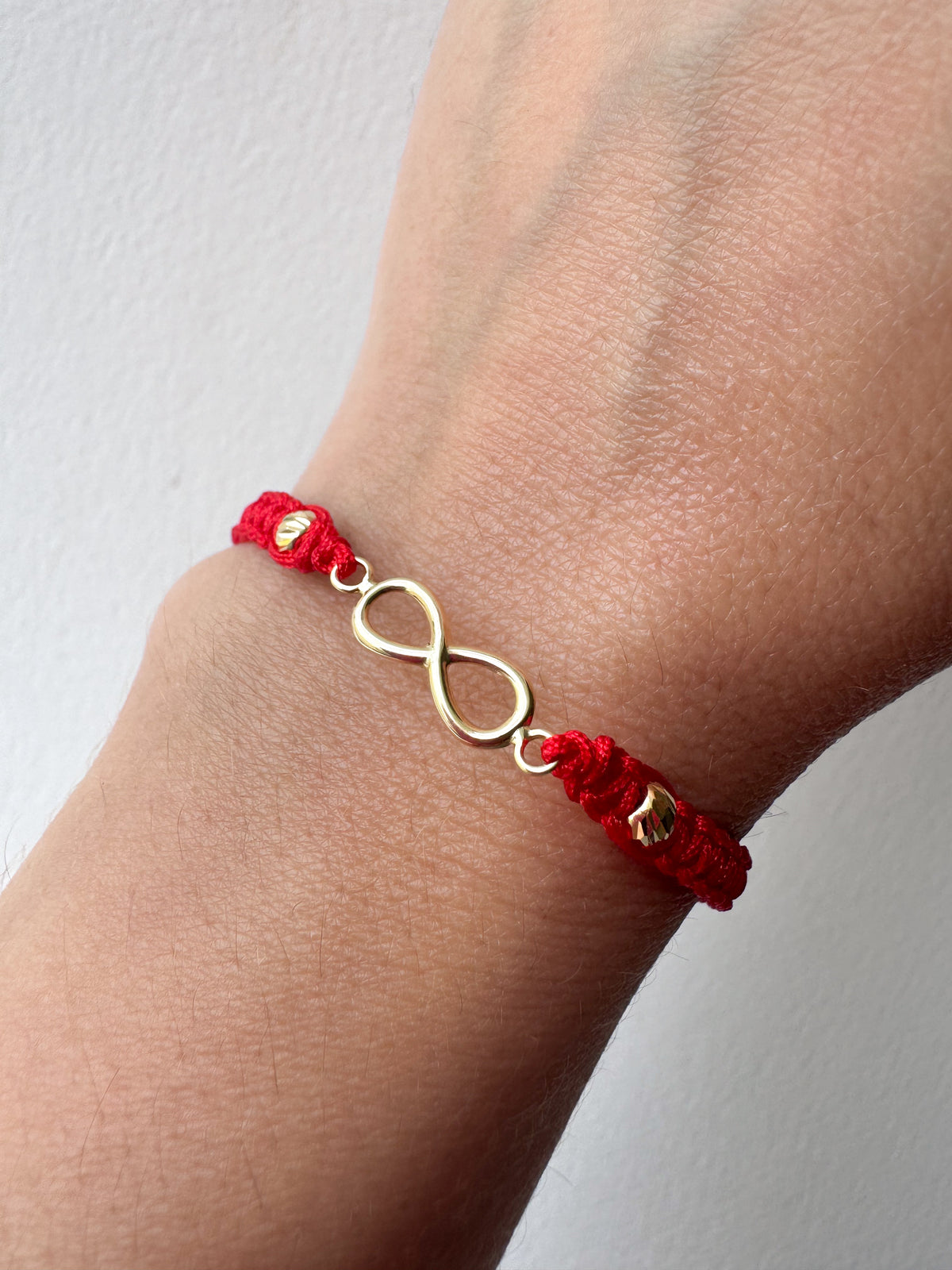 Pulsera Roja Infinito 18K – Solanas Handmade