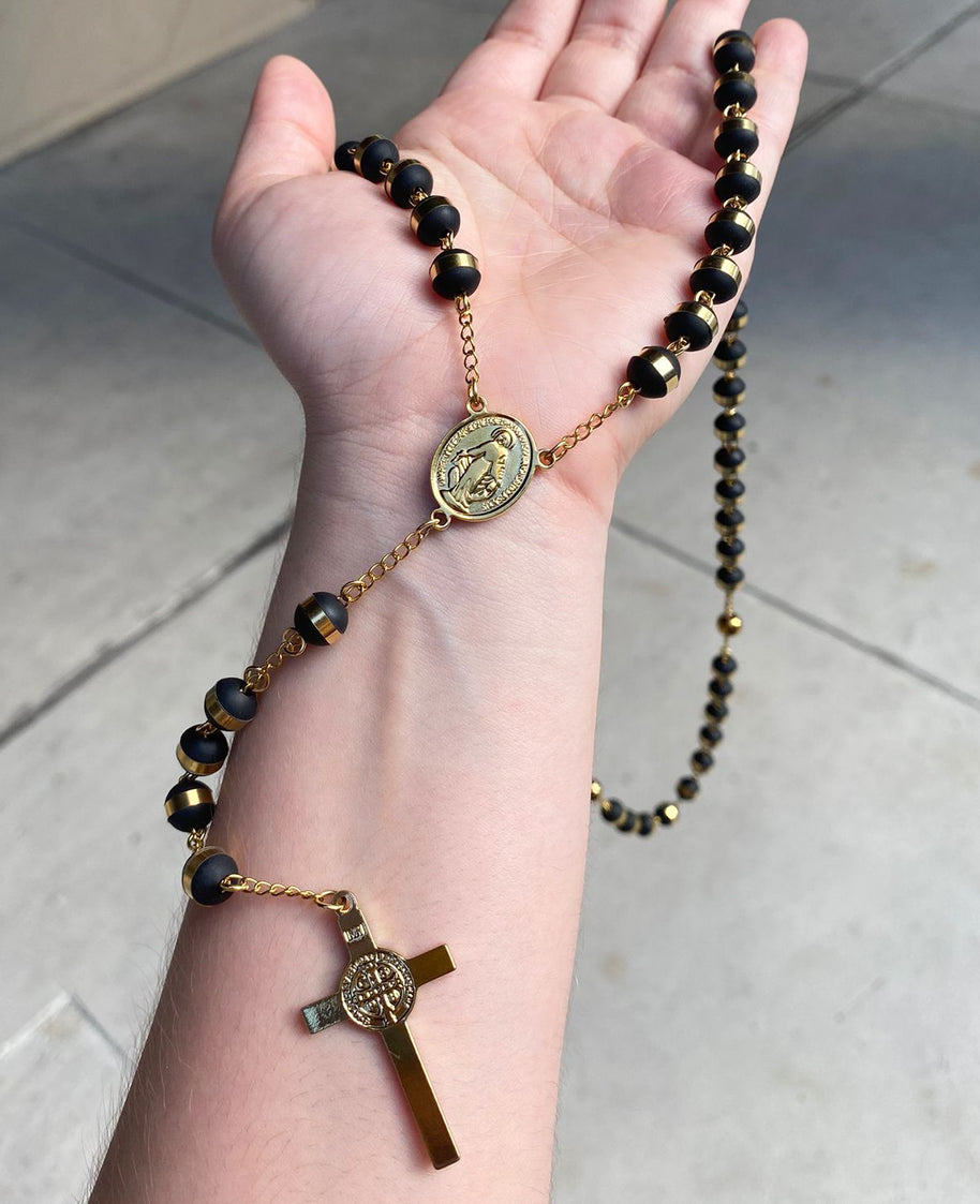 Rosario Largo Caballero Black & Gold