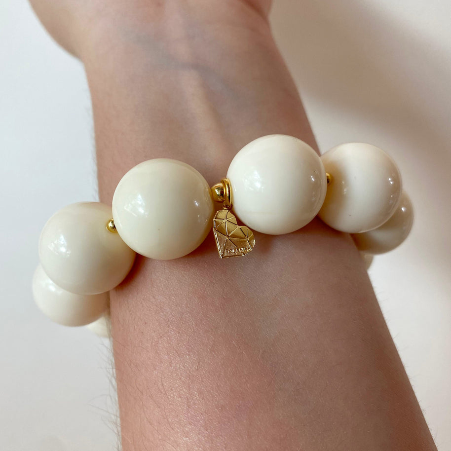 Acrylic White Gumball Bead with Black Heart Bracelet