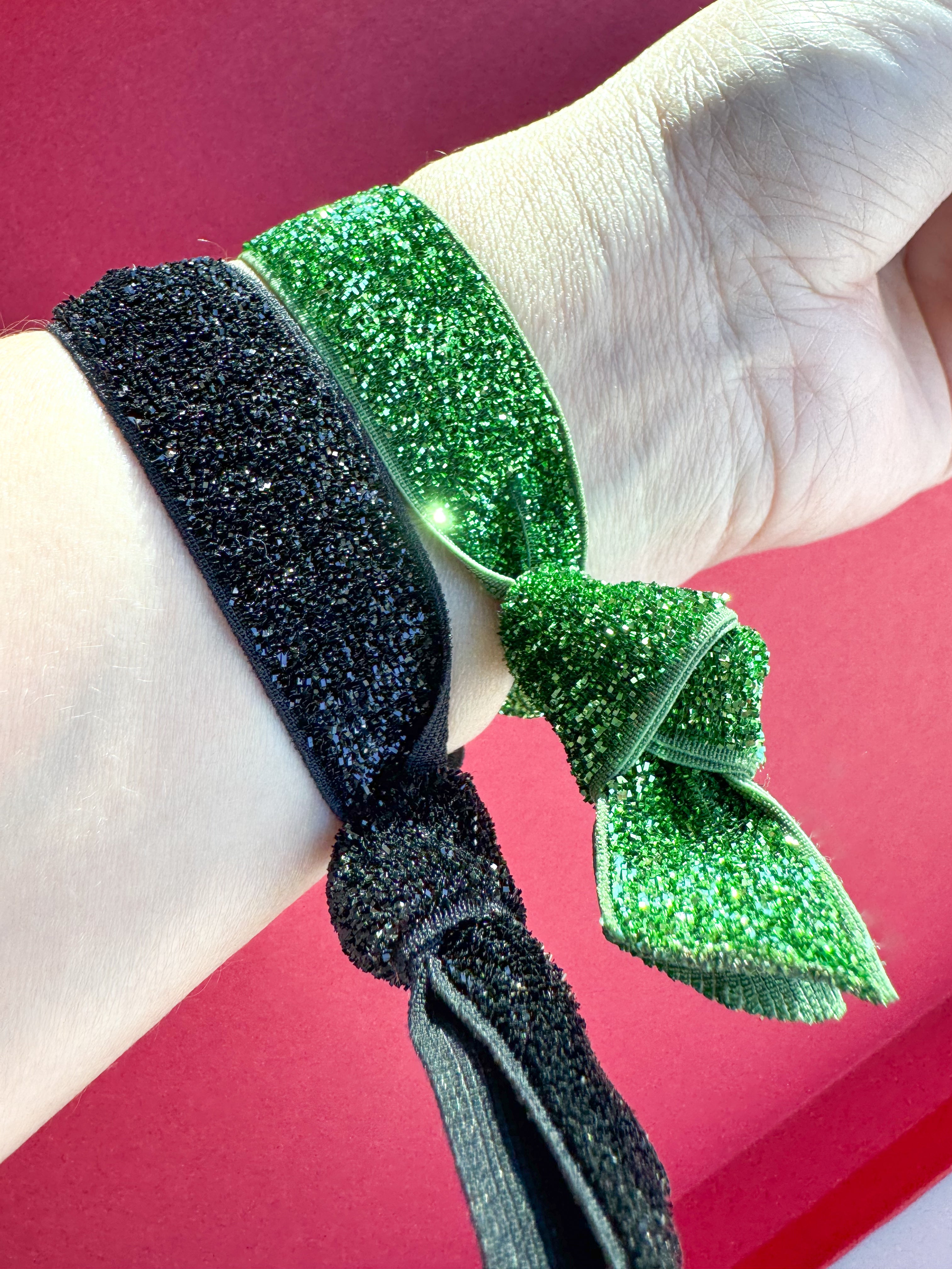 Brazaletes Elásticos Corazones Gold