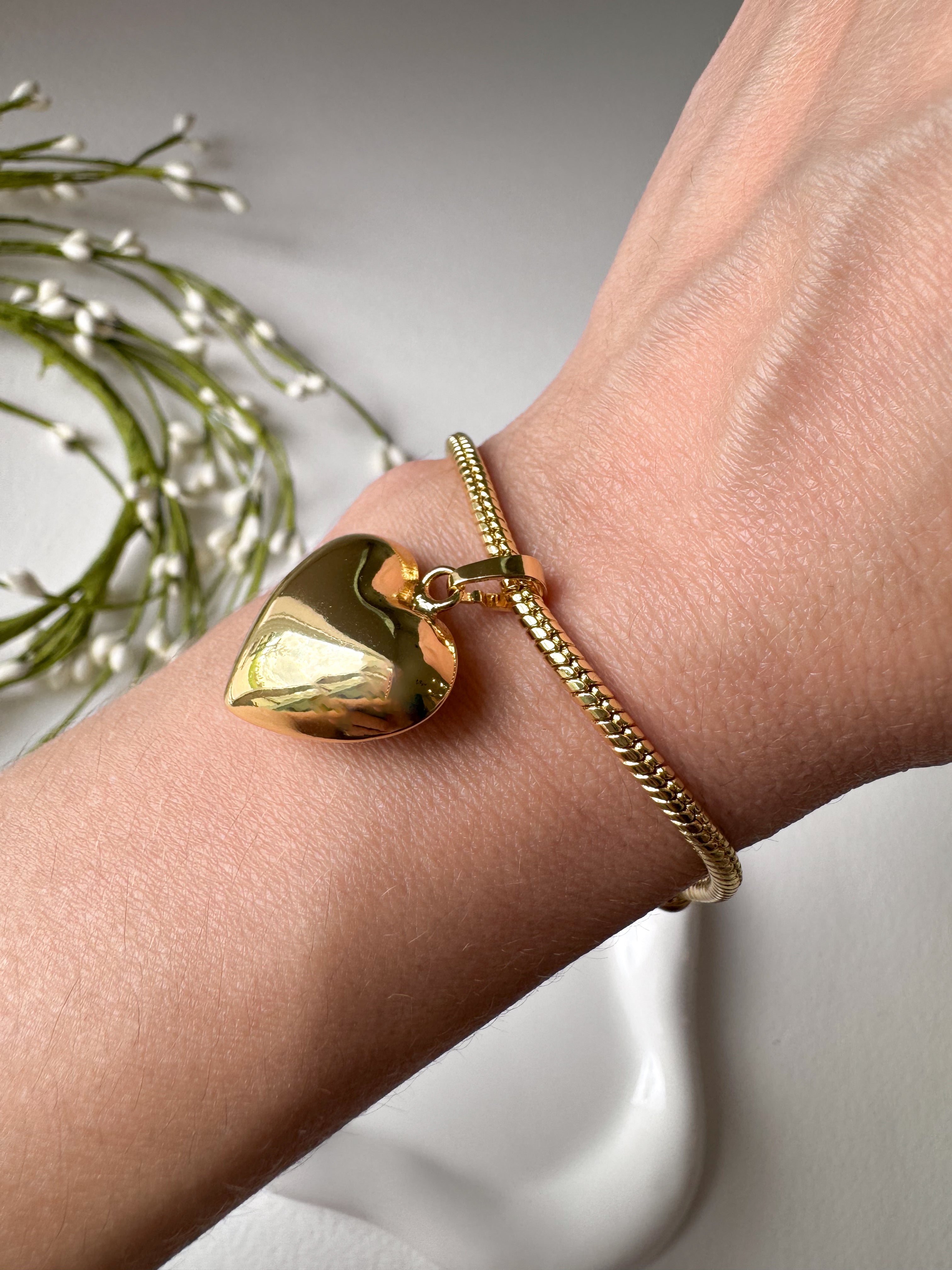 Golden Heart Style Bracelet
