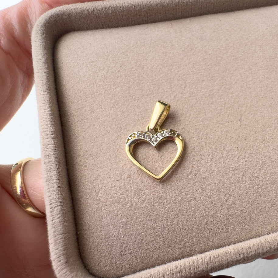 Golden 18K Solid Gold Shiny Heart Silhouette Charm