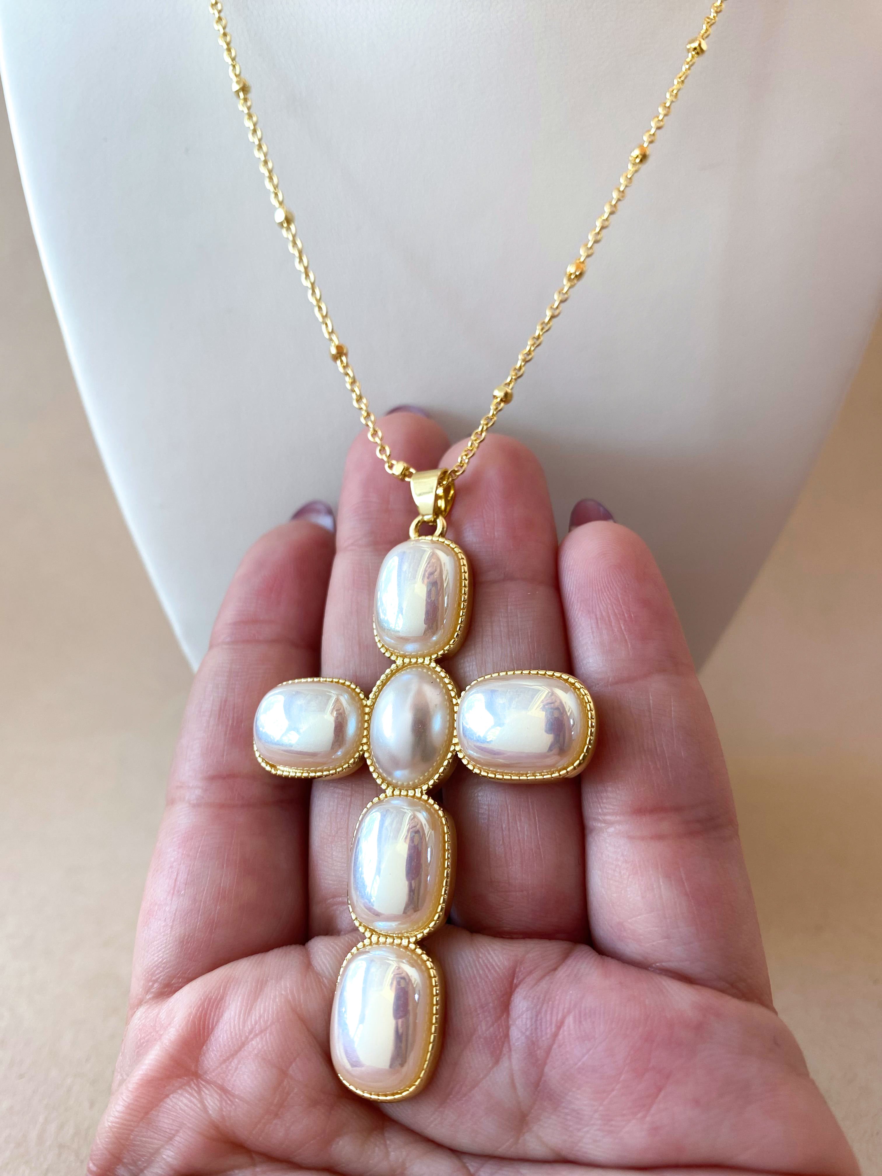 Big Pearls Cross Necklace