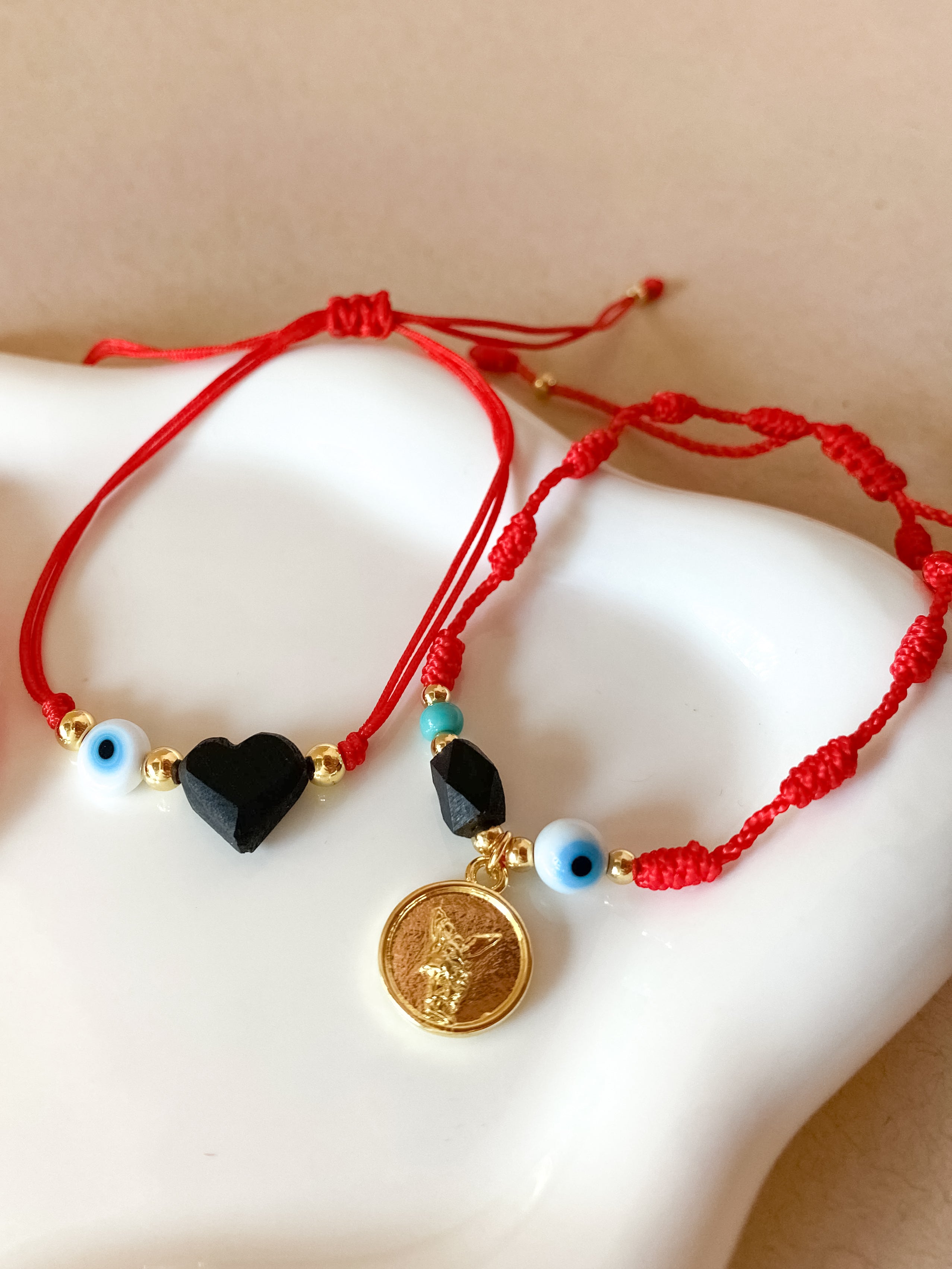Variety of Red Threads Protection Charms Adjustable Bracelets