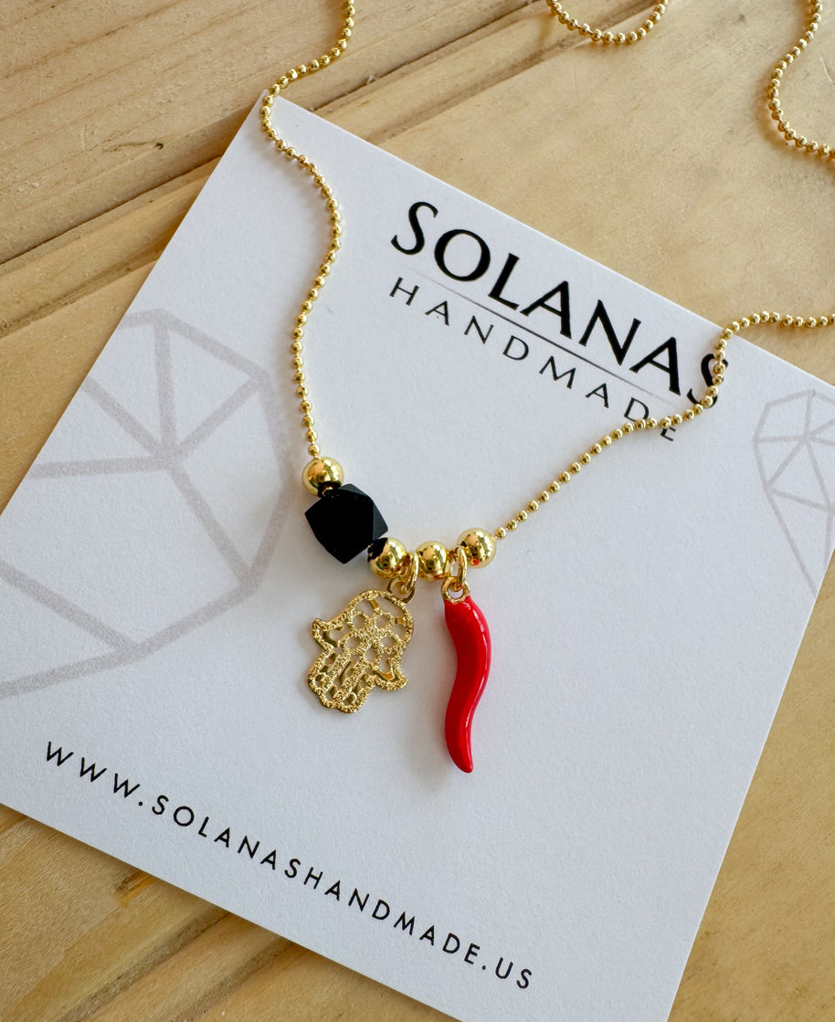 Cadena Ajustable Azabache + Manito + Cuernito Rojo