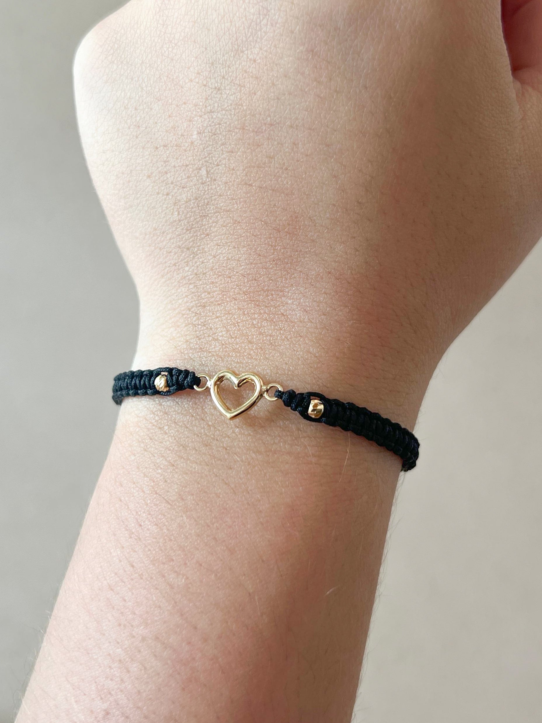 Black and Red Thread Little Hearts Silhouette 18k Gold Bracelet