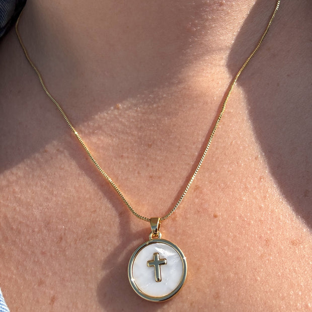 Mother of Pearl Cross Chain