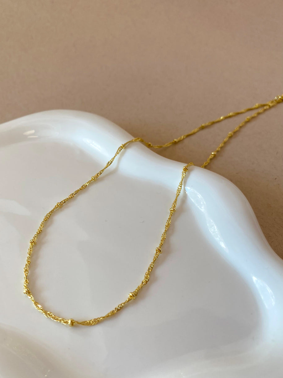 Interlaced Style Plain Golden Chain
