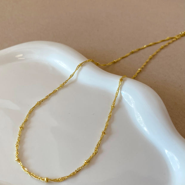 Interlaced Style Plain Golden Chain