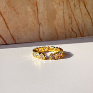 Anillo Patron de Corazones Brillantes