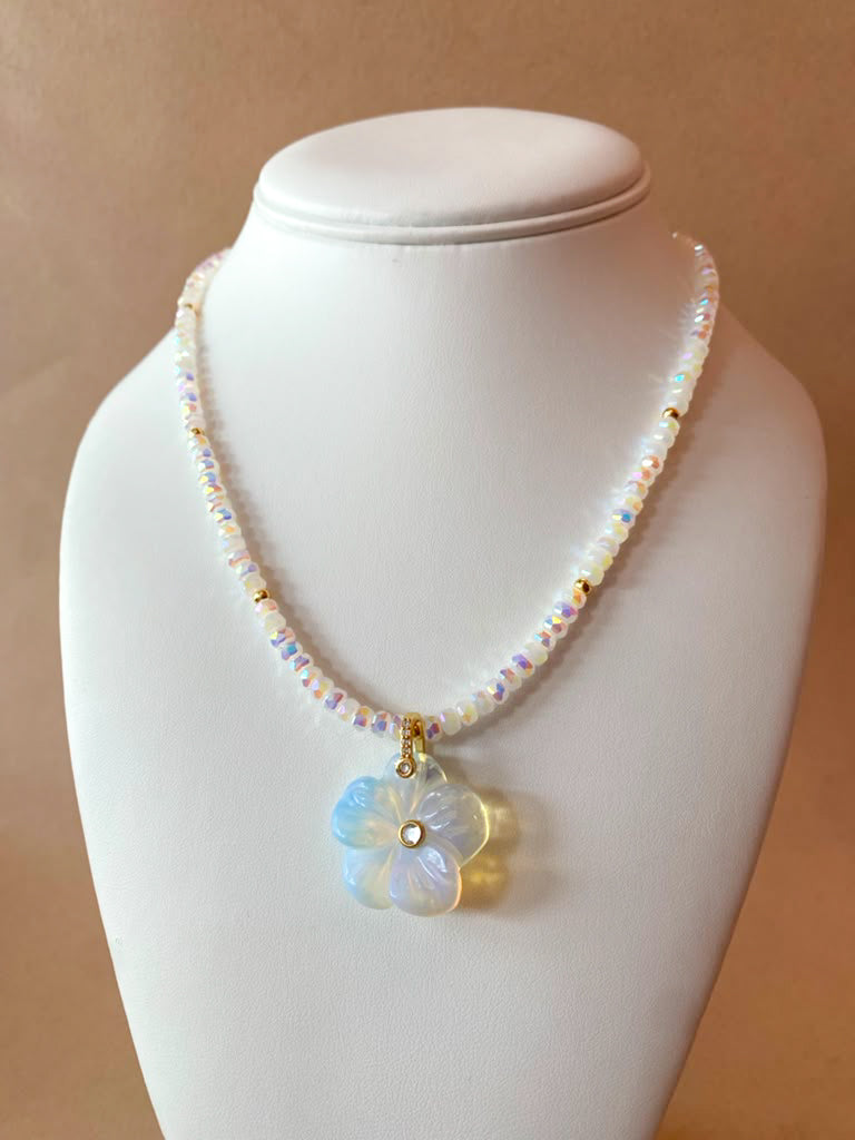 Crystal Clear Flower and Beads Necklace