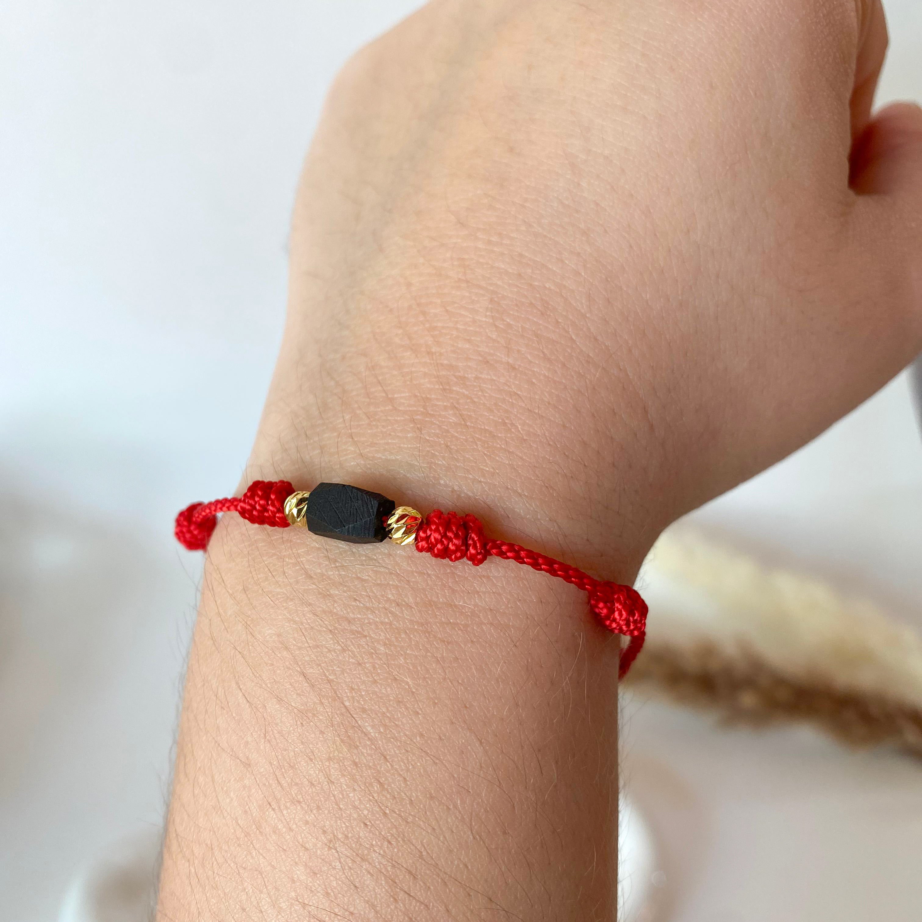 7 Knots Azabache Thread Bracelet