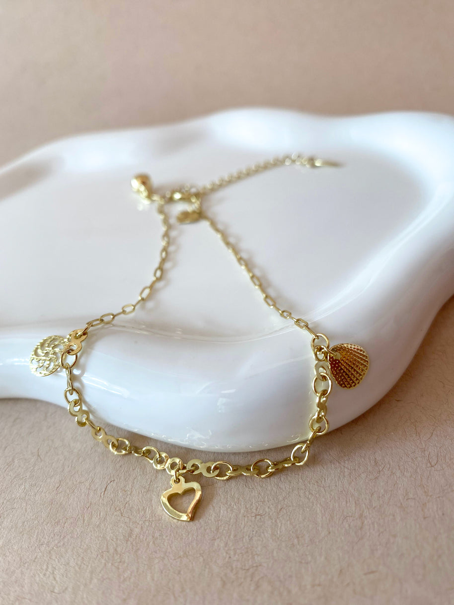 3 Charms Heart Golden Interlaced Chain Anklet