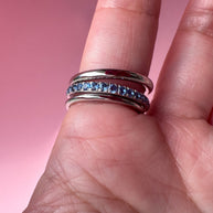 Anillo Silver & Gold con circones azules