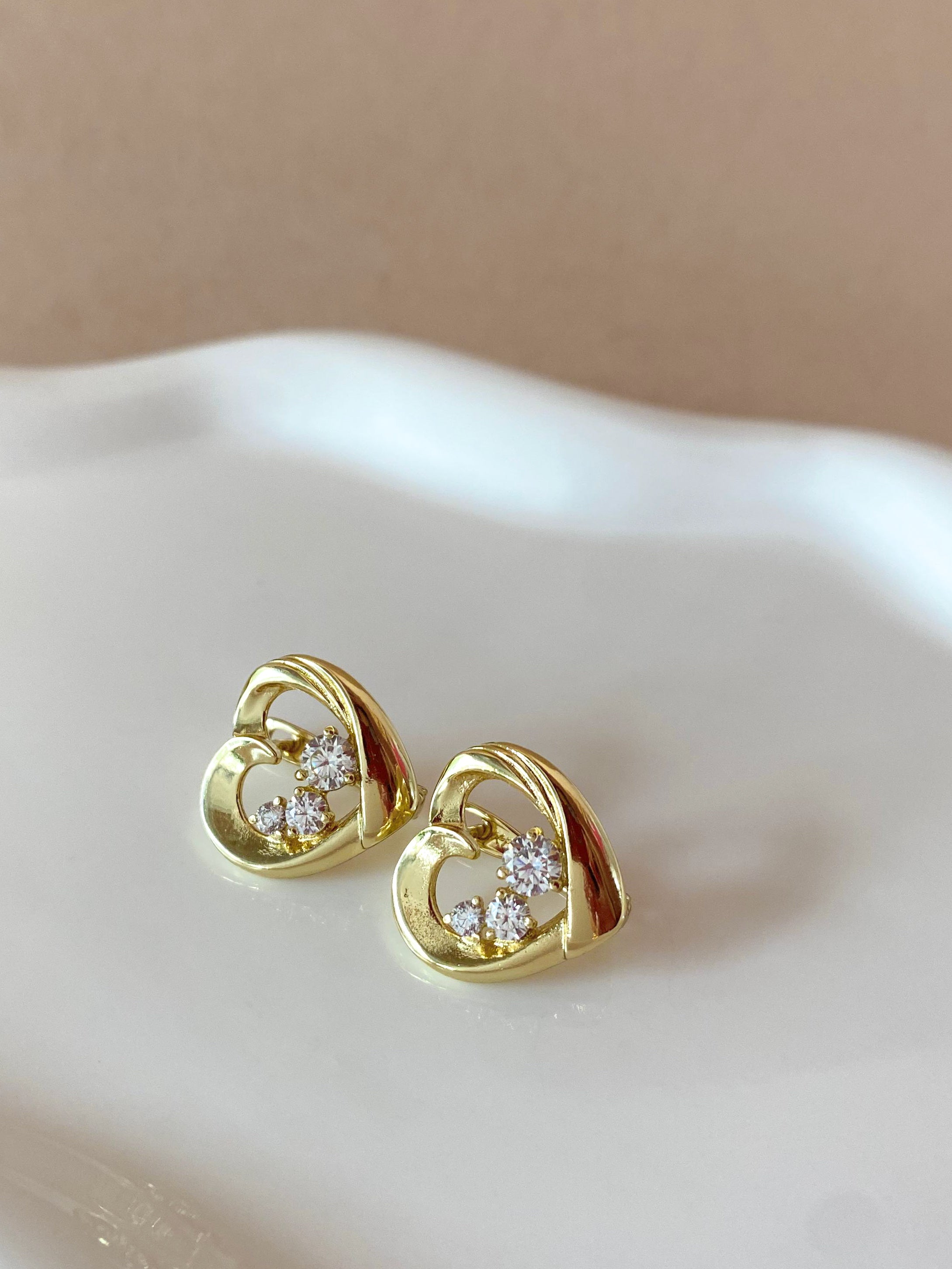 Heart Shape Crystals Earrings