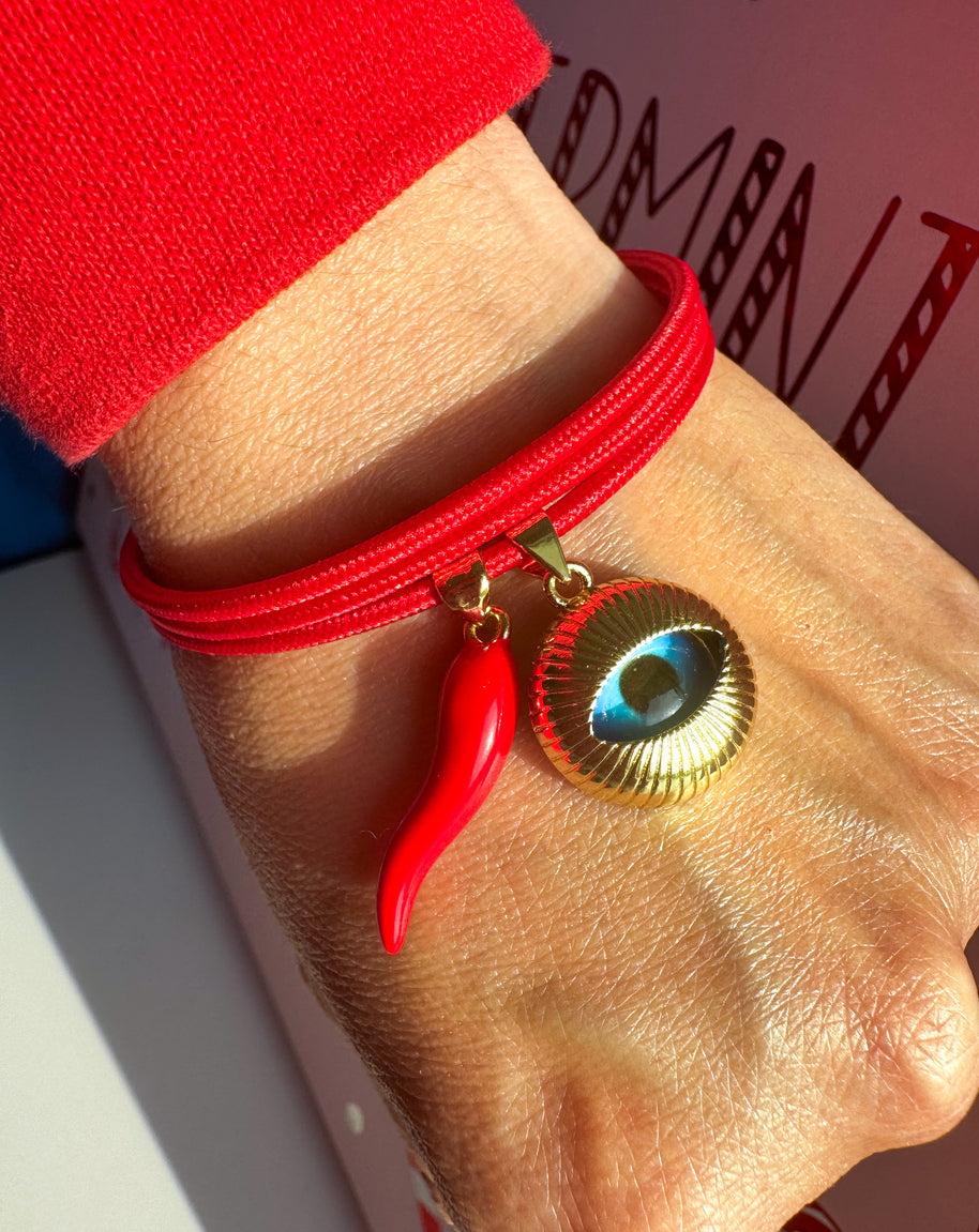 Red Bracelet Horn + Little Eye