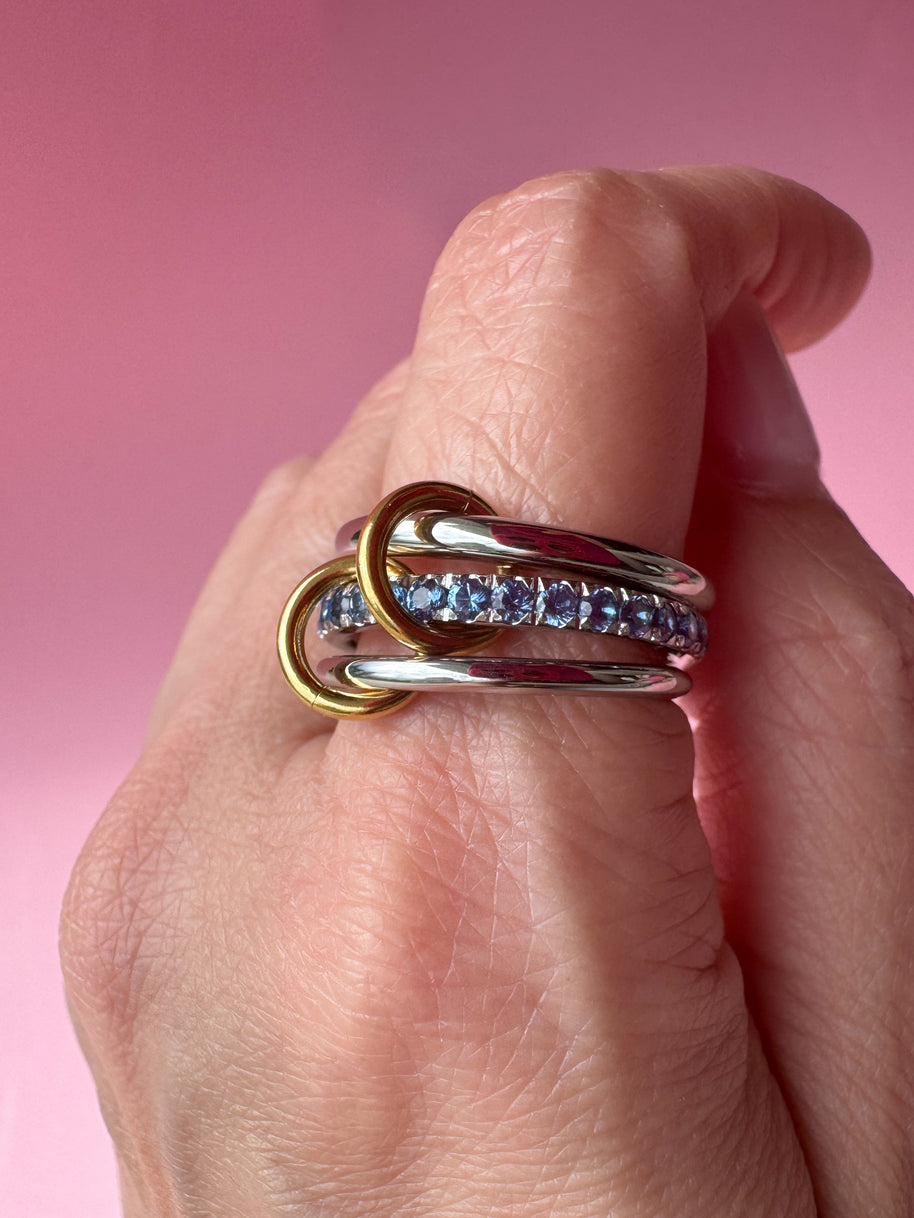 Anillo Silver & Gold con circones azules