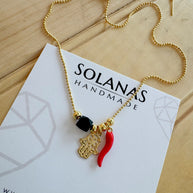 Cadena Ajustable Azabache + Manito + Cuernito Rojo