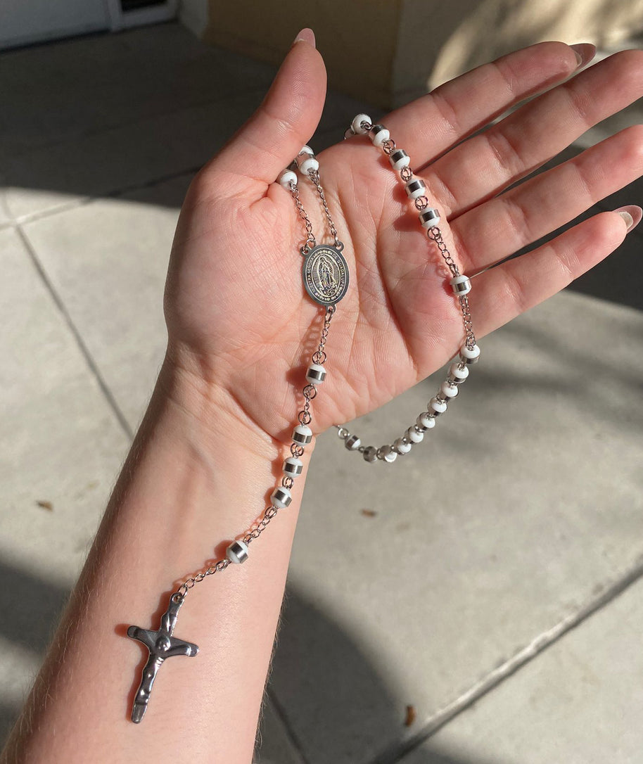 Rosario Largo Caballero White & Silver