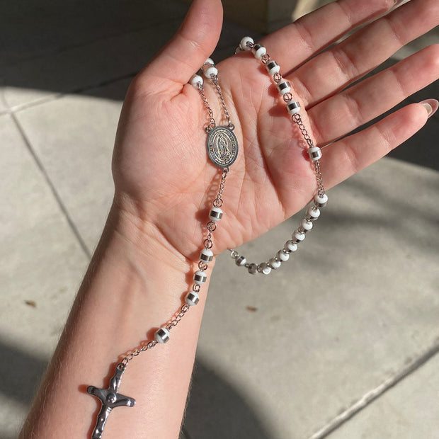 Rosario Largo Caballero White & Silver