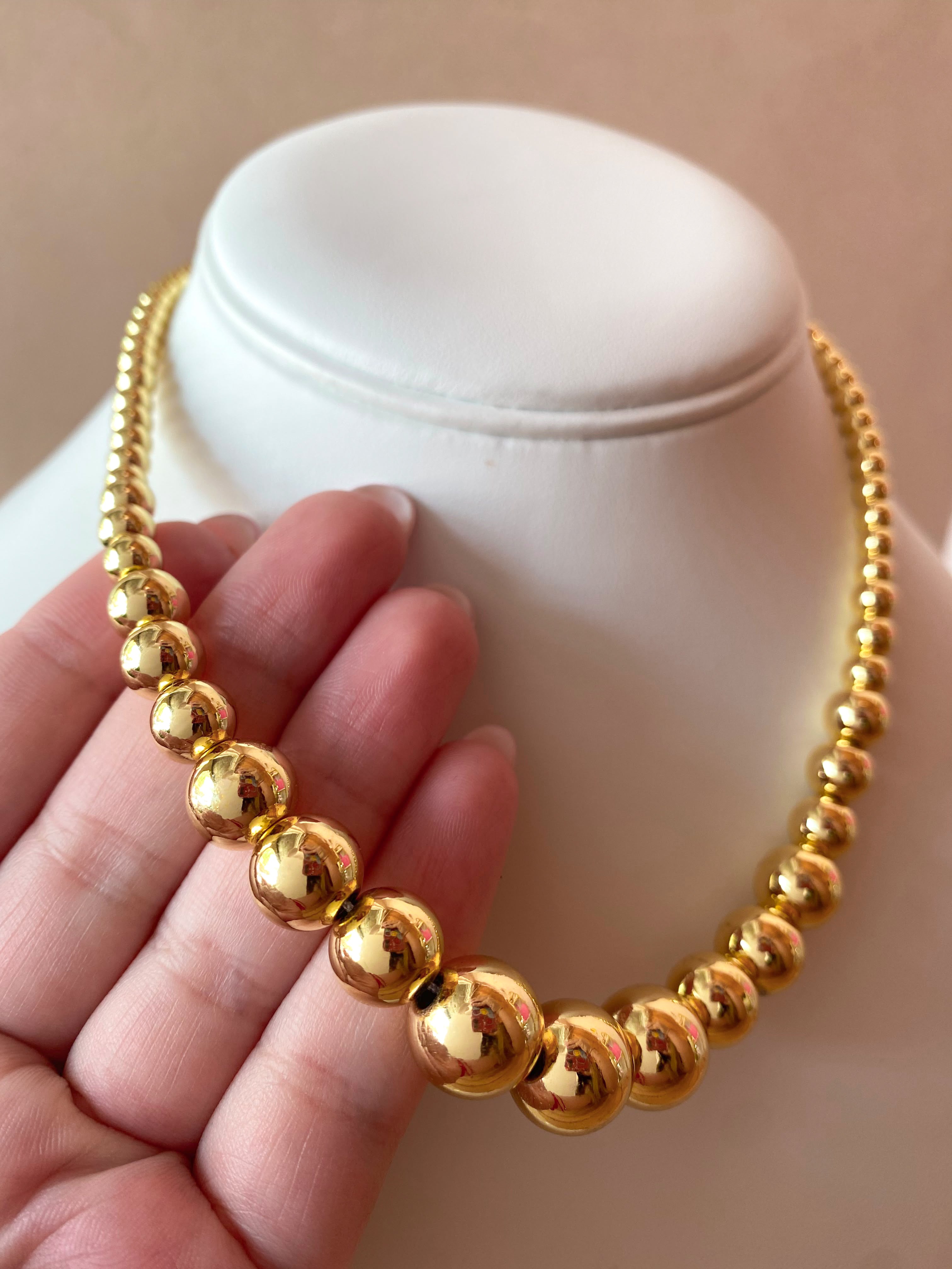 Big, Medium and Little Golden Balls Pattern Necklace