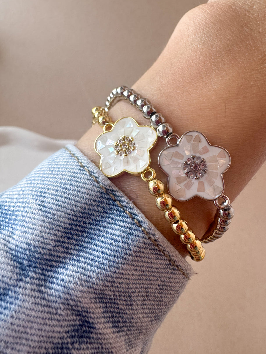 White Flowers Silver & Gold Elastic Bracelets