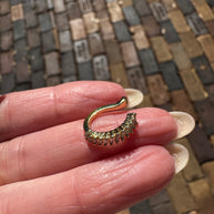 Shiny Little Zircons Ear Cuff