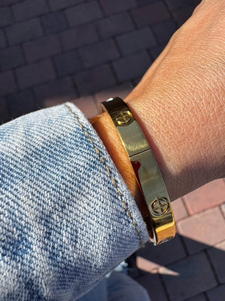 Golden Screw Bracelet + Zircon