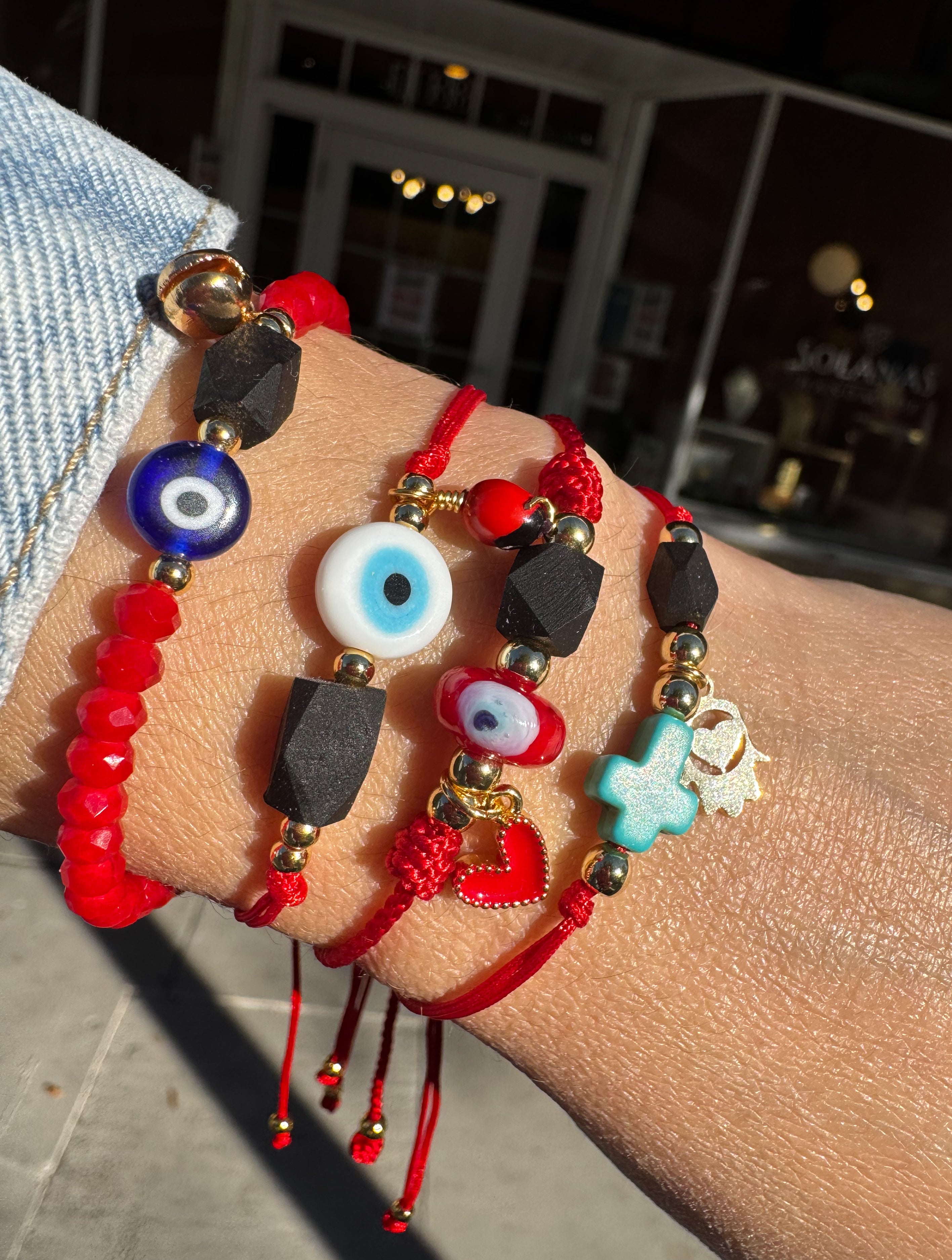 Hilitos Rojos Dijes de Ojitos