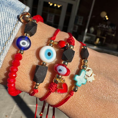 Hilitos Rojos Dijes de Ojitos