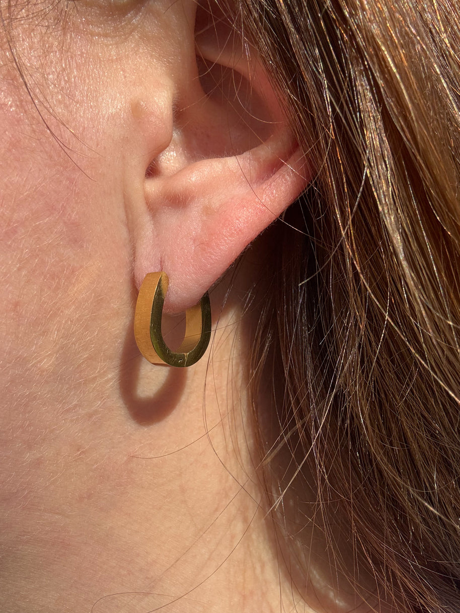 Big Oval Plain Golden Steel Hoops