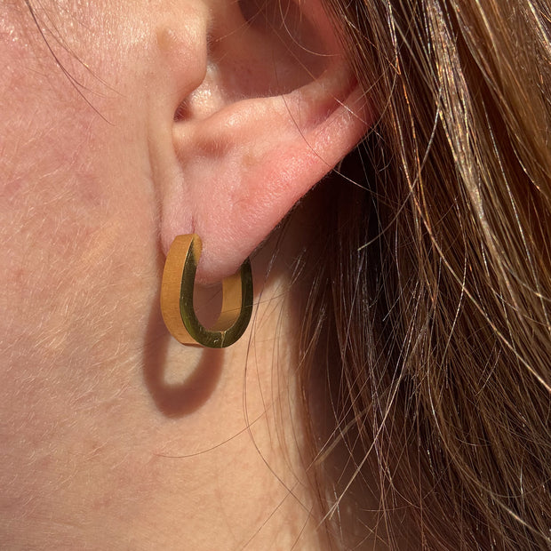 Big Oval Plain Golden Steel Hoops