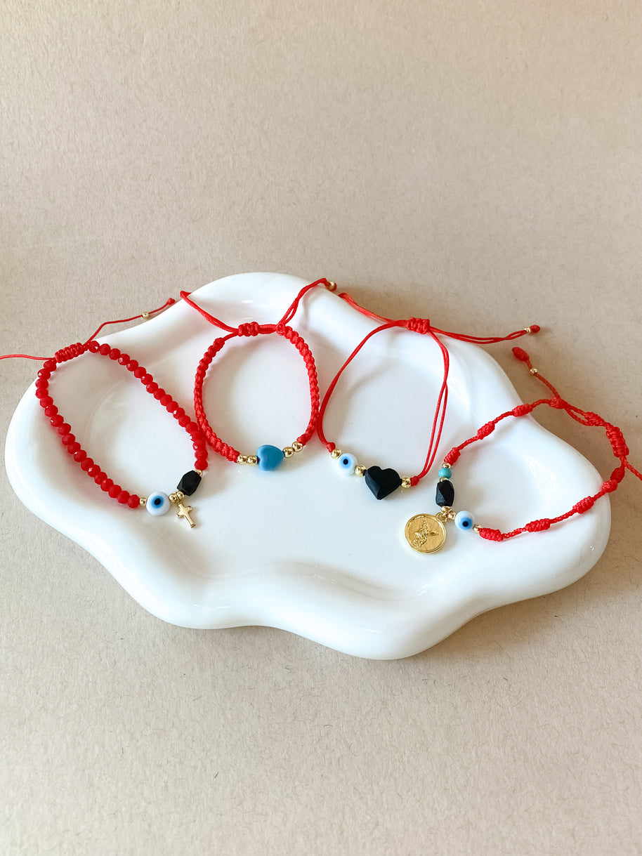 Variety of Red Threads Protection Charms Adjustable Bracelets