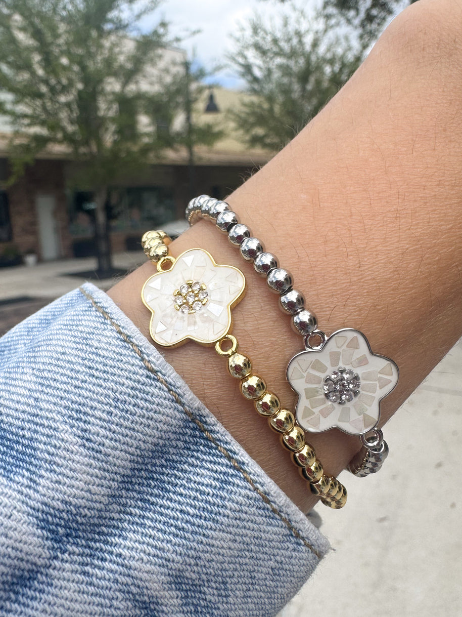 White Flowers Silver & Gold Elastic Bracelets