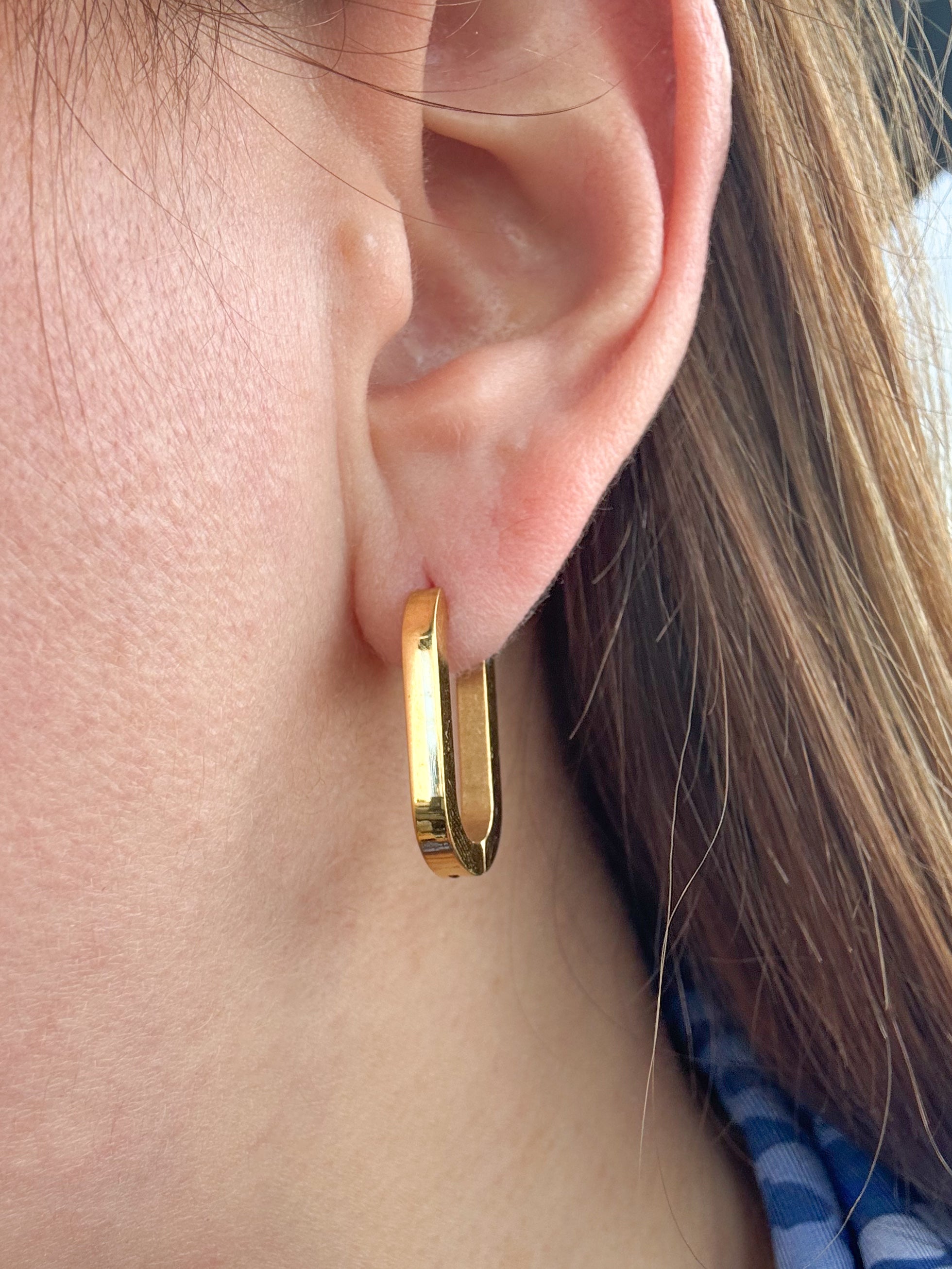 Oval Large Plain Golden Steel Hoops