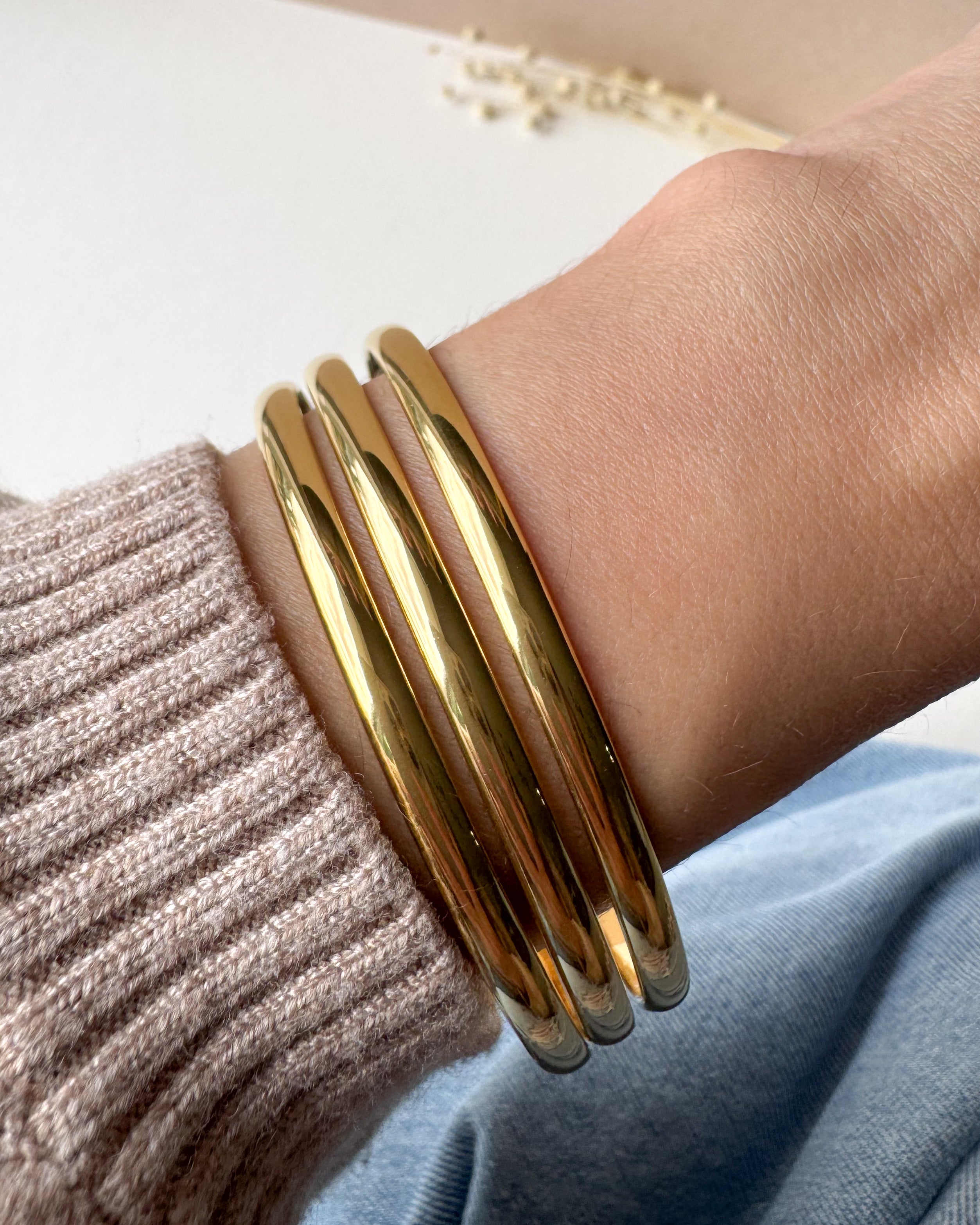 Set 3 Golden Medium Bangle