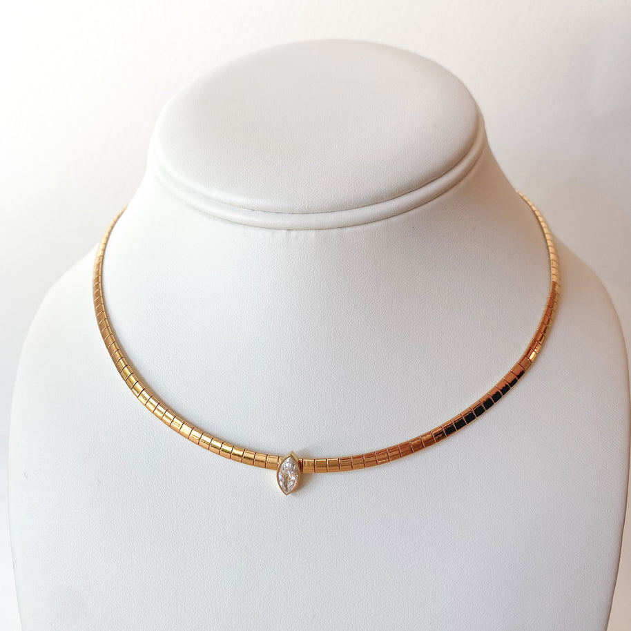 Golden Single Zircon Choker Steel Necklace