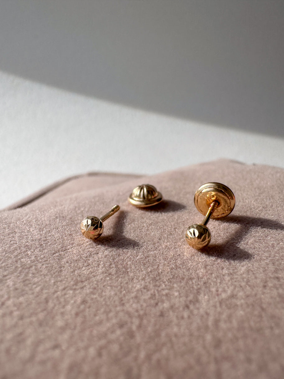 Topitos diamantados 3mm mini 18K