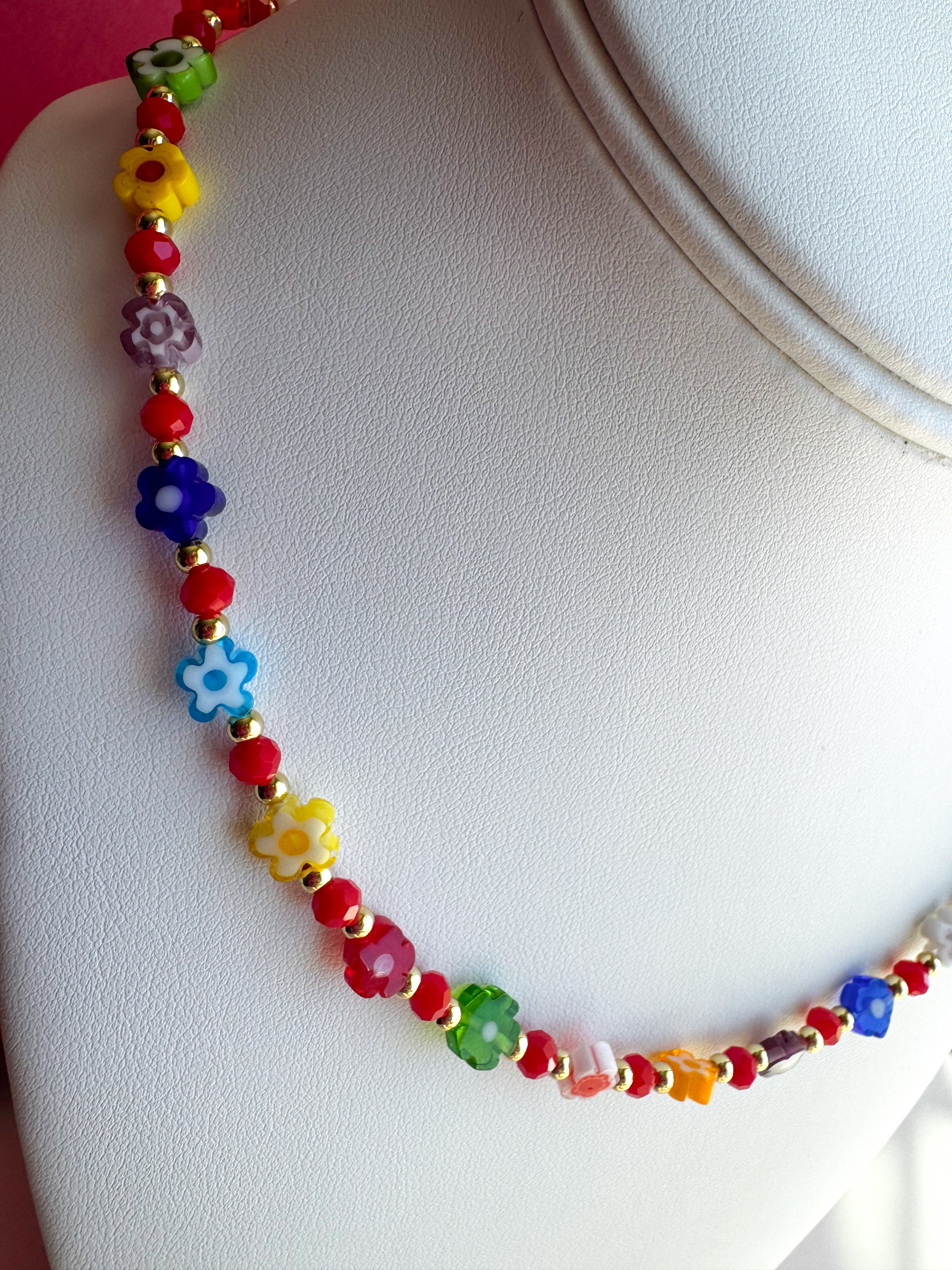 Cadena Flores Coloridas Beads Rojos