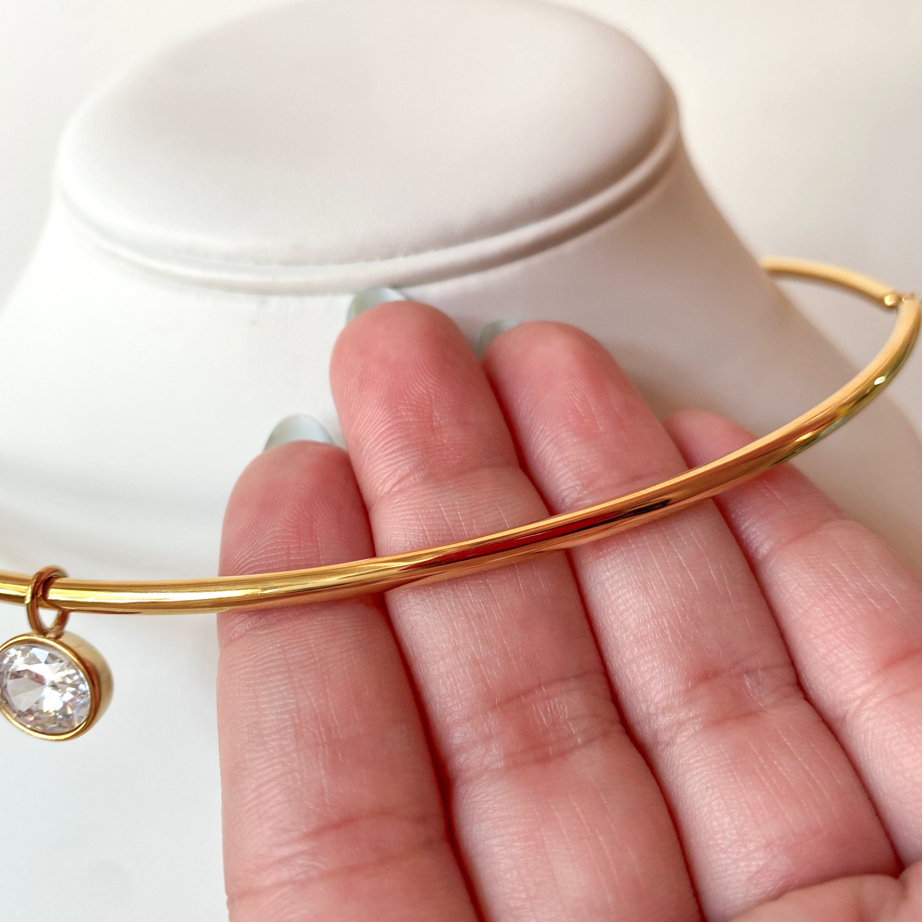 Rigid Golden Circular Zircon Steel Necklace