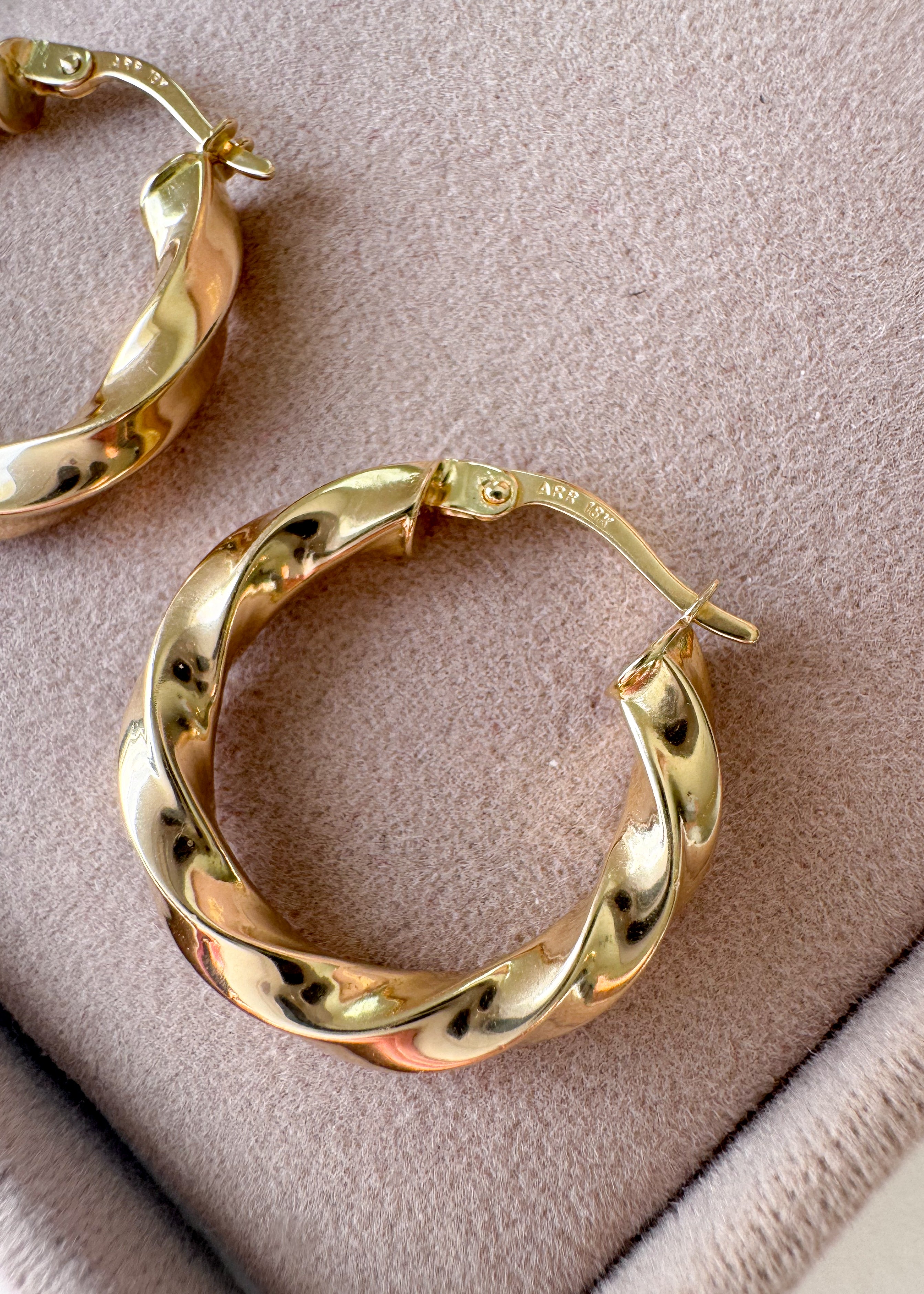 Spiral Thick 18k Solid Gold Hollow Hoops